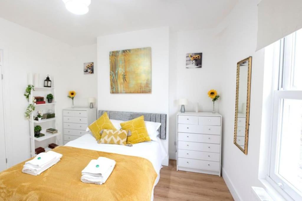 King'S Central Cambridge Apartment מראה חיצוני תמונה