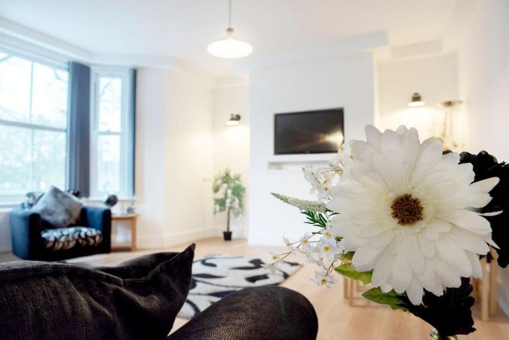 King'S Central Cambridge Apartment מראה חיצוני תמונה