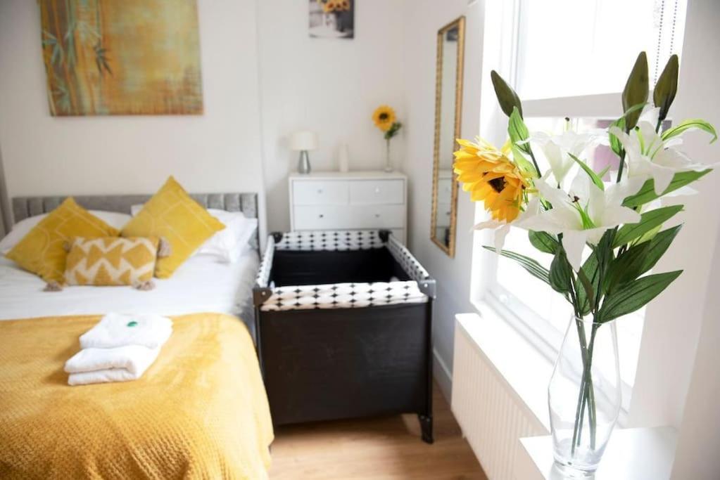 King'S Central Cambridge Apartment מראה חיצוני תמונה