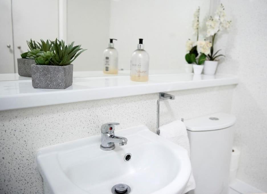 King'S Central Cambridge Apartment מראה חיצוני תמונה